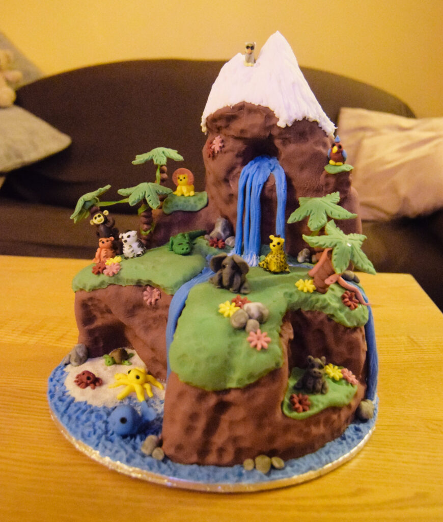 Jungle Island Cake